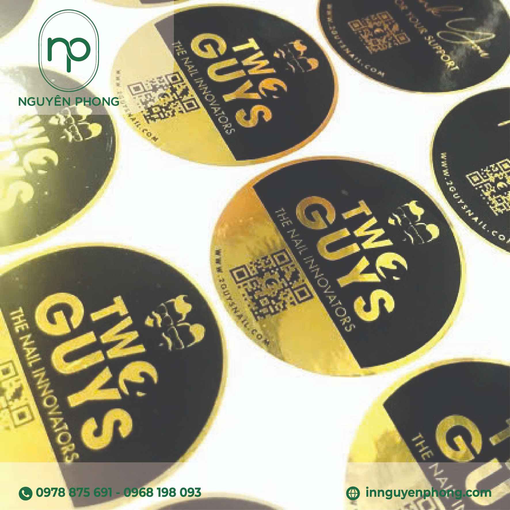 Decal gương - Tỏa sáng thương hiệu với hiệu ứng “phản chiếu”